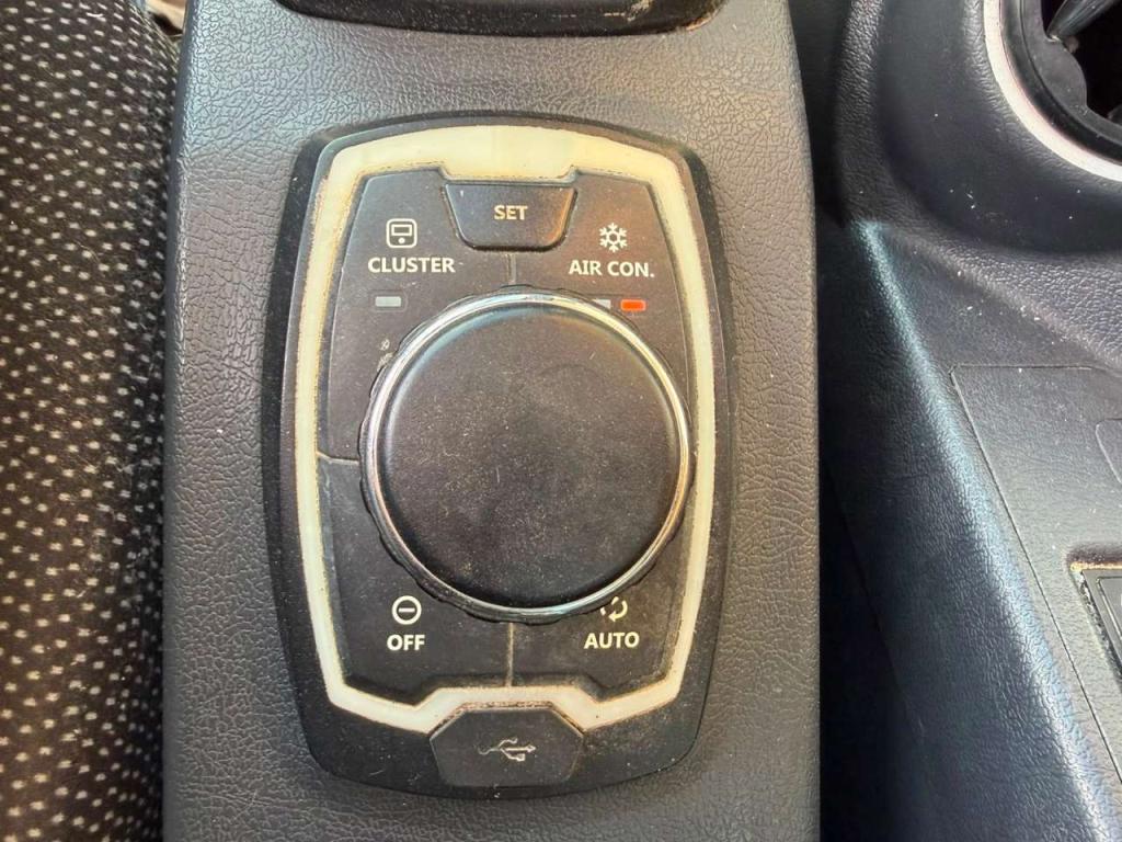 Hyundai HX330NL Photo 26