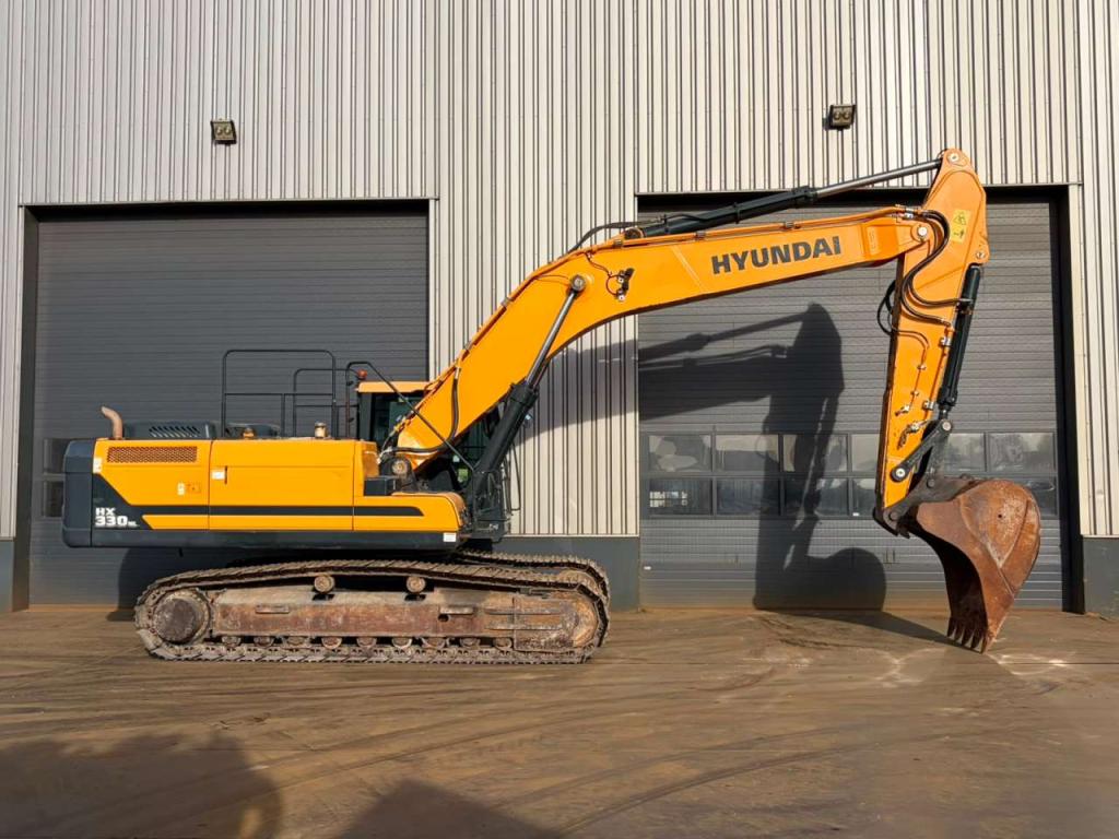 Hyundai HX330NL Photo 6
