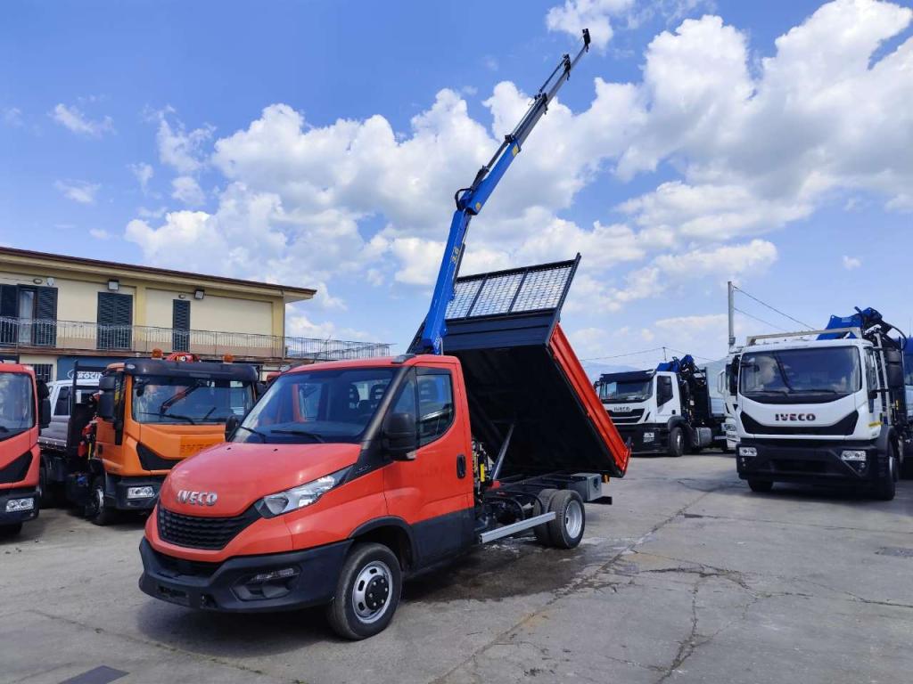 Iveco DAILY 35-120 Photo 9