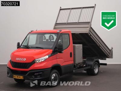 Iveco Daily 35C12 Kipper met Kist Dubbellucht 3,5t Trekhaak Airco Cruise Euro6 Tipper Benne Kieper A/C To en vente par BAS World B.V.