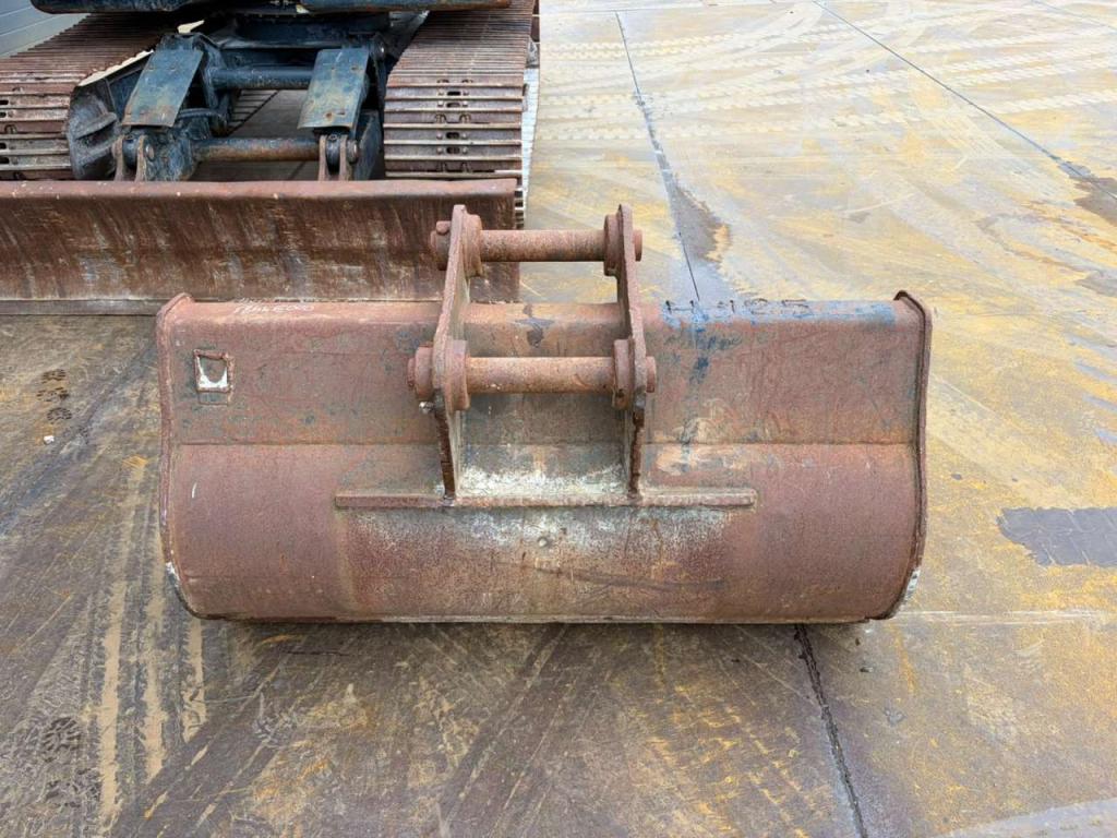 Hyundai R125LCR-9A Photo 16