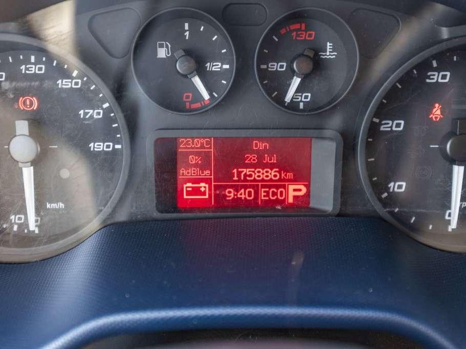 Iveco DAILY 35S18 Photo 10