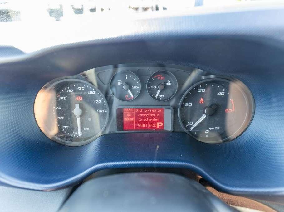 Iveco DAILY 35S18 Photo 11