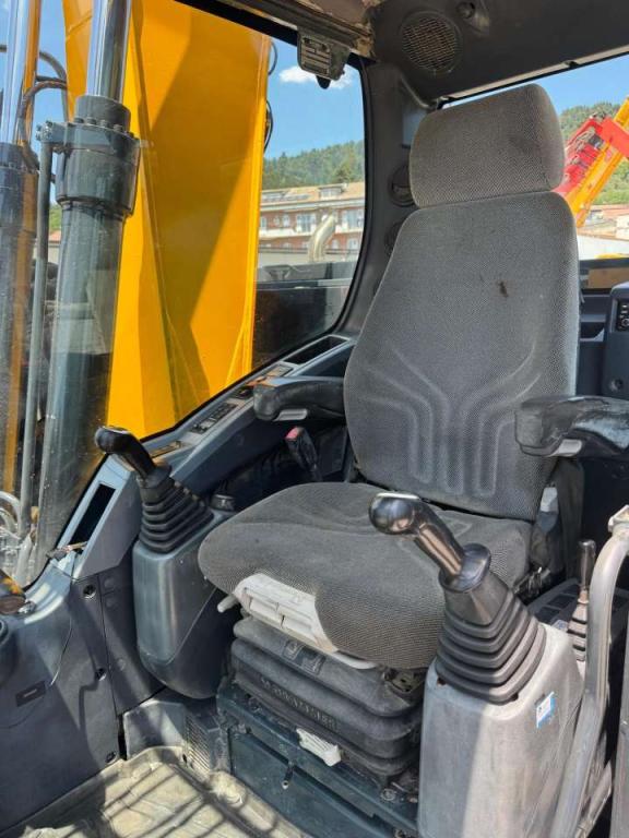 Hyundai ROBEX145LCR-9A Photo 5