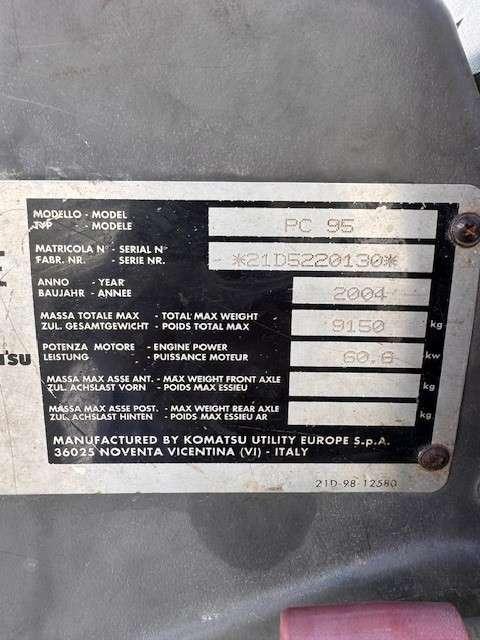 Komatsu PC95 Photo 3