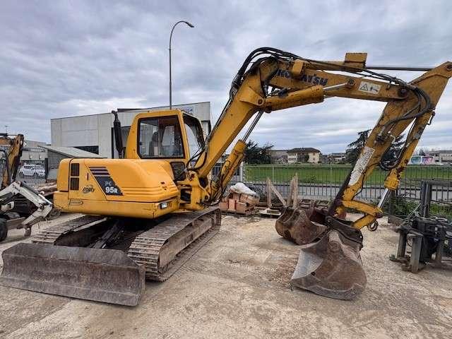Komatsu PC95 Photo 8
