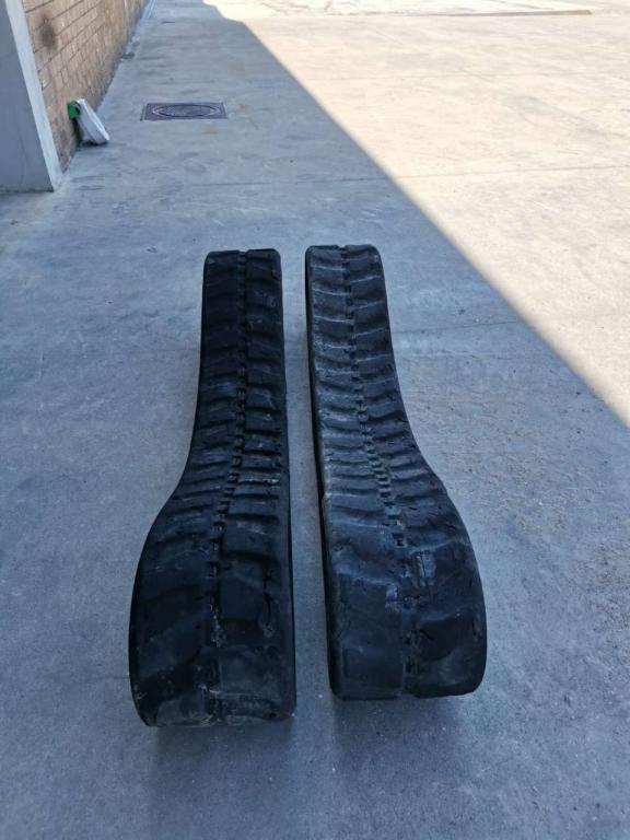 Chenille caoutchouc pour Caterpillar 301.7CR Photo 1