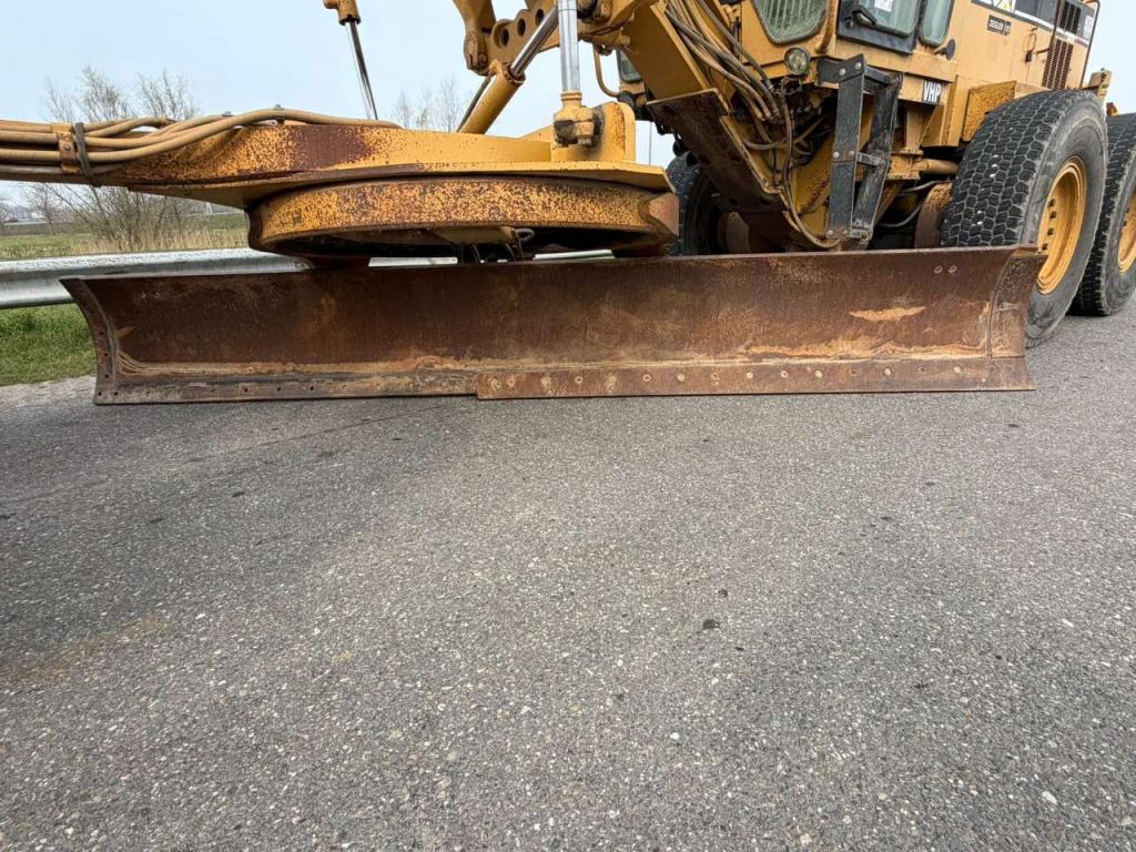 Caterpillar 140H Photo 16