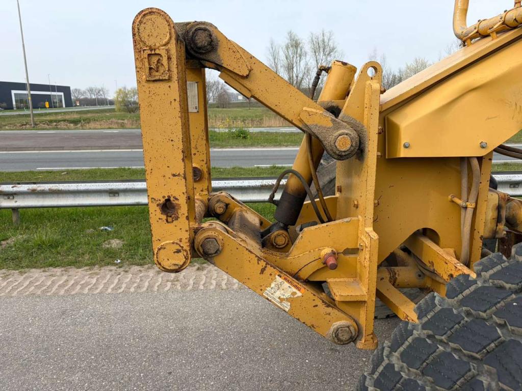 Caterpillar 140H Photo 18