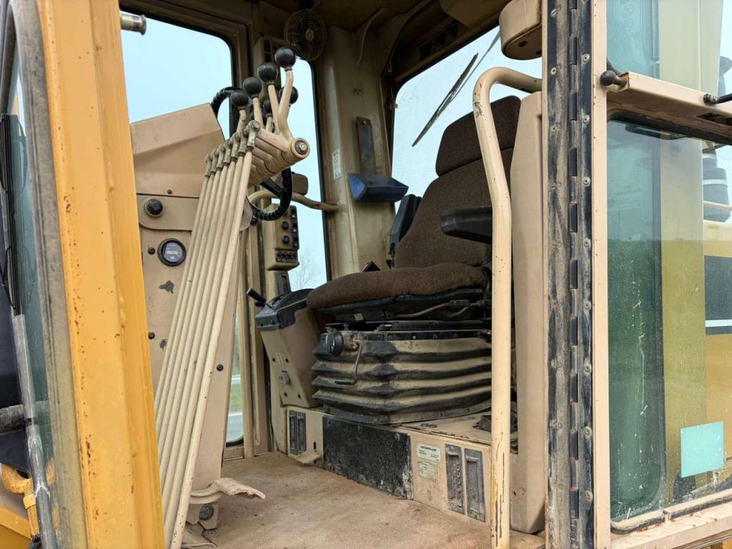Caterpillar 140H Photo 22