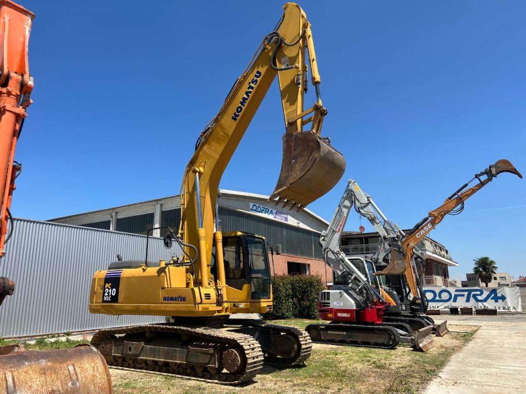 Komatsu PC210NLC-7K Photo 4