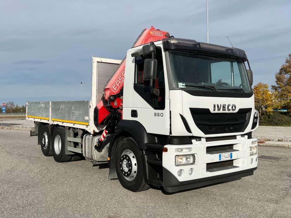 Iveco 350 6X2 Photo 11