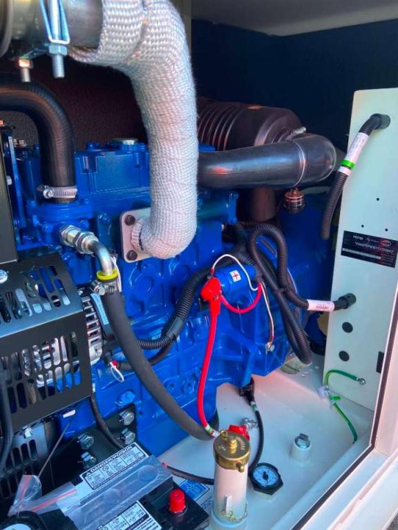 FG Wilson P22-6 - 22 kVA SilentGenset - DPX-16002 Photo 7