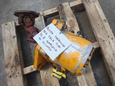 Pompe hydraulique pour Fiat FL8 en vente par OLM 90 Srl