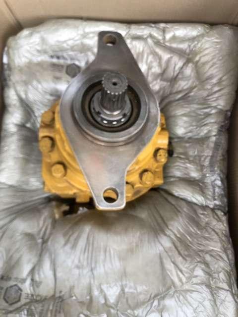 Komatsu Moteur de rotation pour Komatsu PC180-3 Photo 3