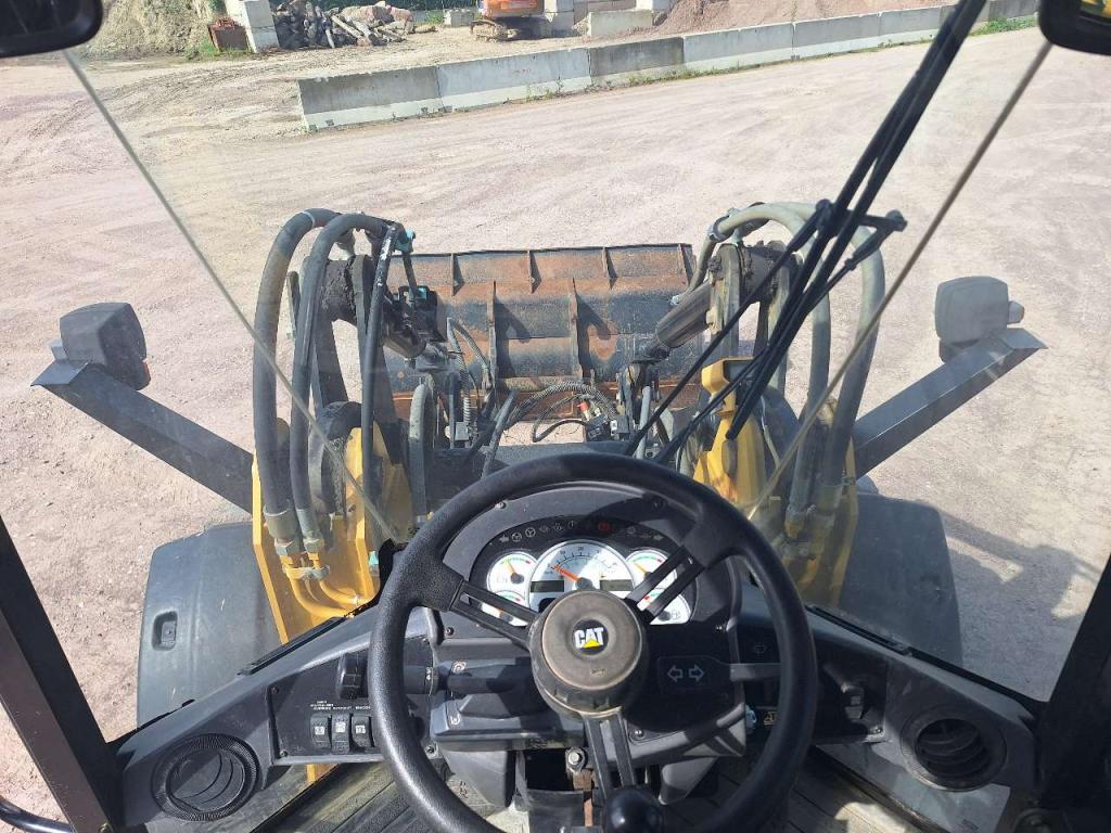 Caterpillar IT 28 G Photo 7