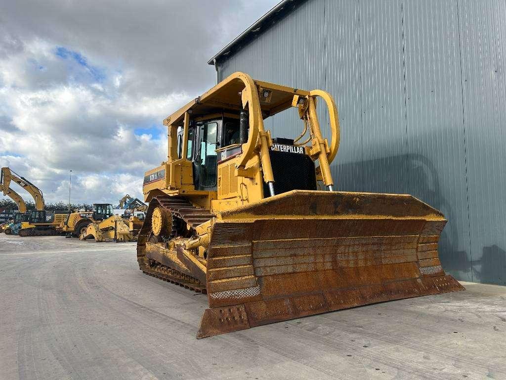 Caterpillar D7R II Photo 18