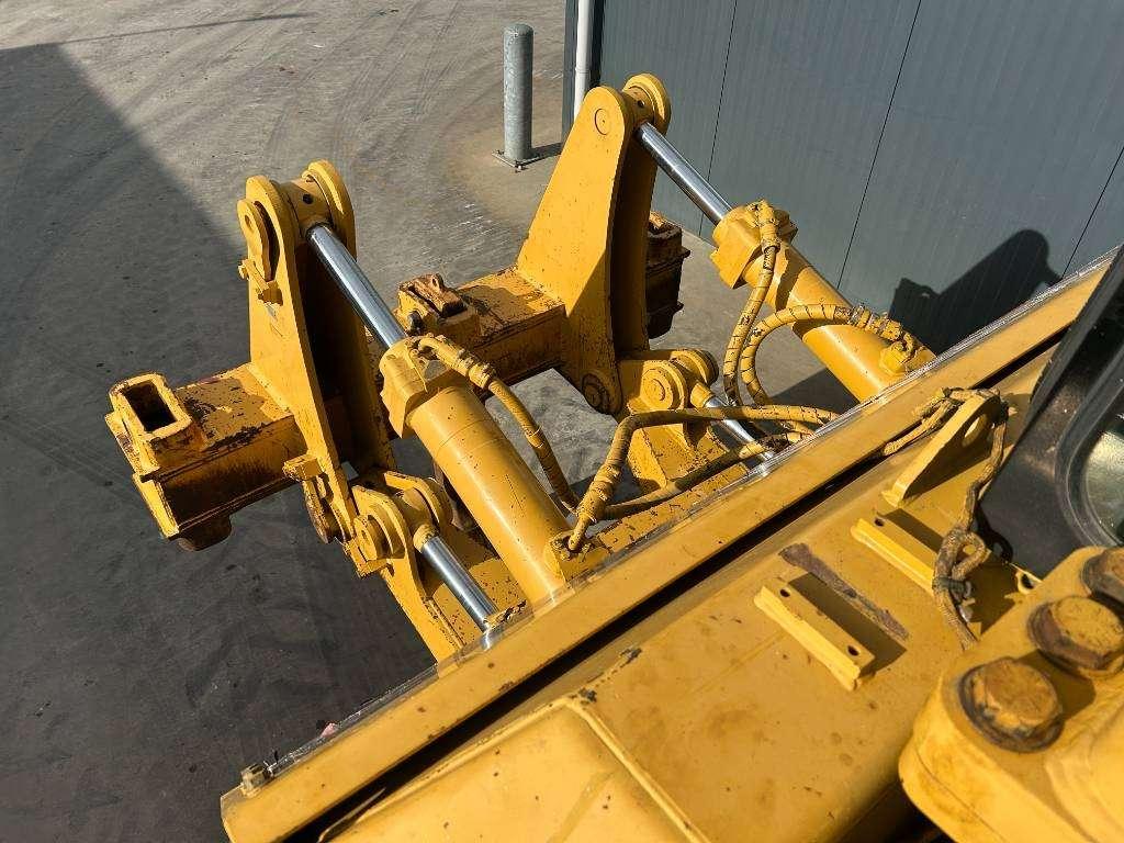 Caterpillar D7R II Photo 21