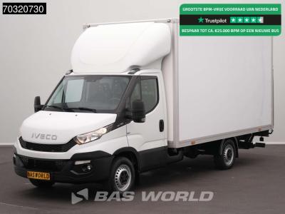 Iveco Daily 35S13 Laadklep Zijdeur Bakwagen Airco Cruise Standkachel Euro6 Meubelbak Koffer Airco Cruise en vente par BAS World B.V.