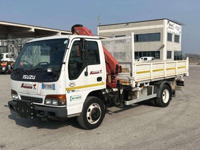 Isuzu NQR75 4X2 en vente par Massucco T. Srl