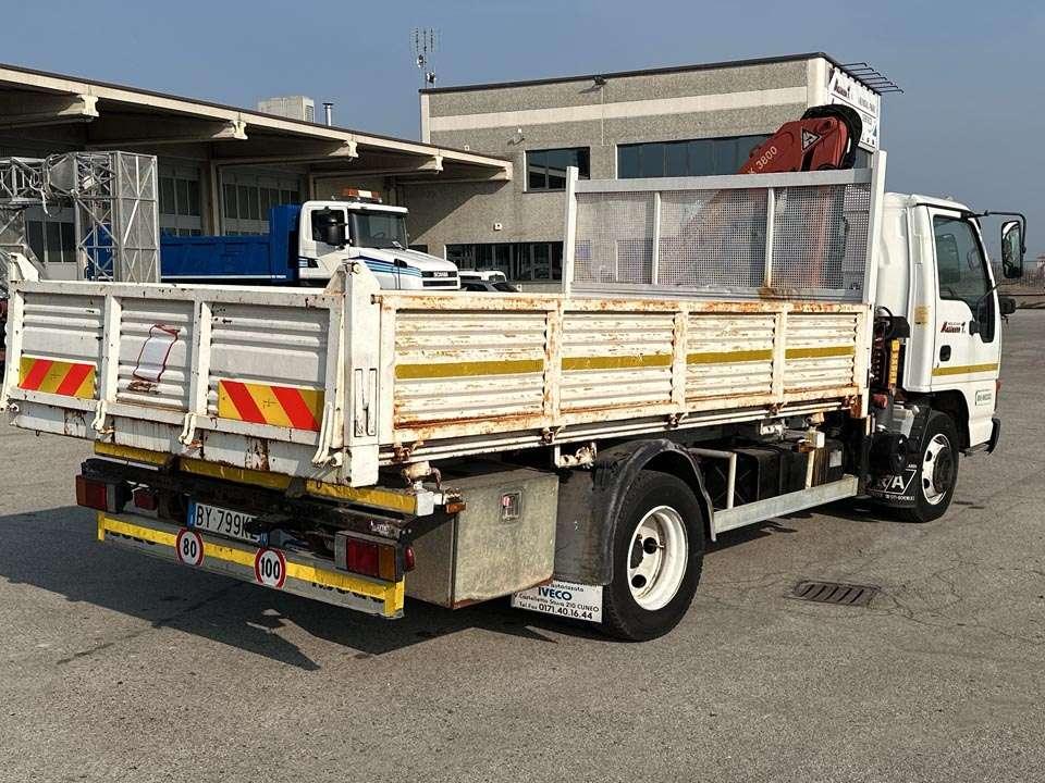 Isuzu NQR75 4X2 Photo 18