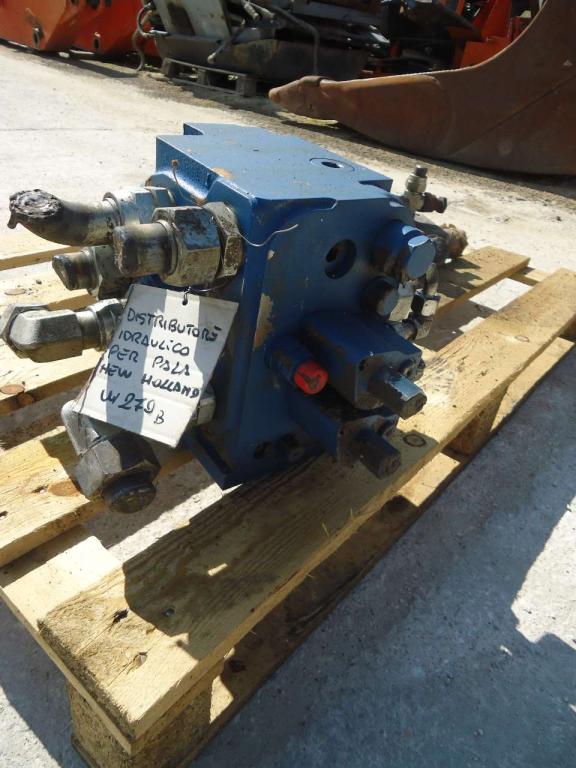 Distributeur hydraulique pour New Holland W270B Photo 3