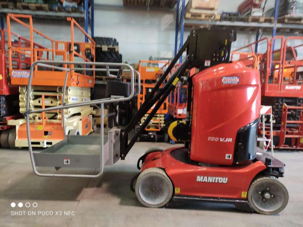 Manitou 100VJR Photo 1