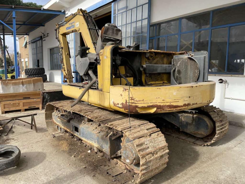 Komatsu PC110R Photo 10