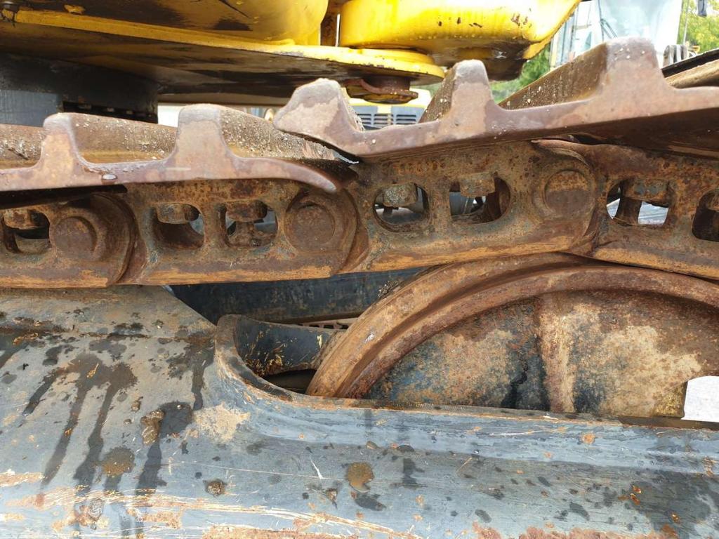 Komatsu PC110R Photo 2