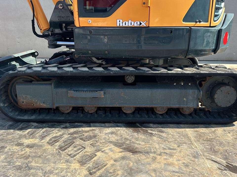 Hyundai ROBEX 80CR-9A Photo 10