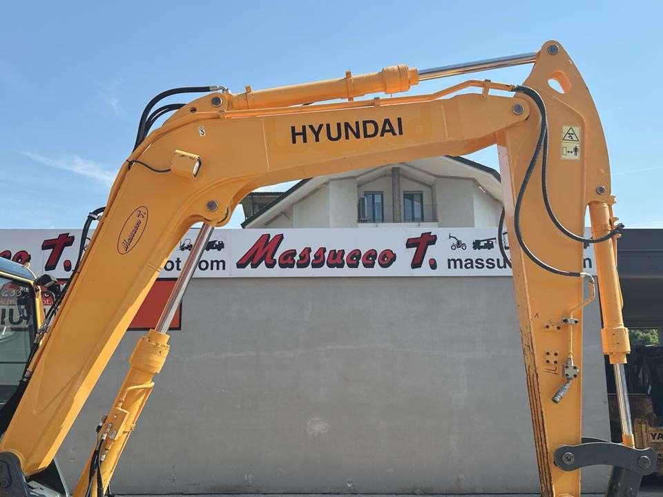 Hyundai ROBEX 80CR-9A Photo 7