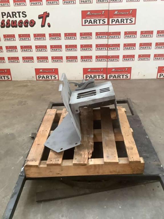 Parti carrozzeria varia pour Hitachi ZAXIS 135US Photo 2