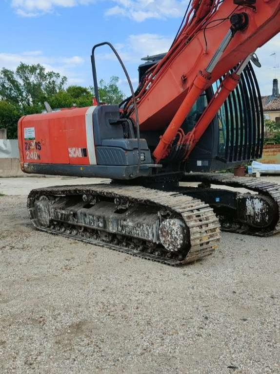 Hitachi ZAXIS 240 N3 Photo 1