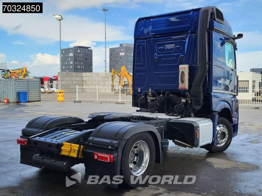 Mercedes-Benz Actros 1846 4X2 BigSpace Retarder PTO Full-Air Alcoa's ACC Photo 9