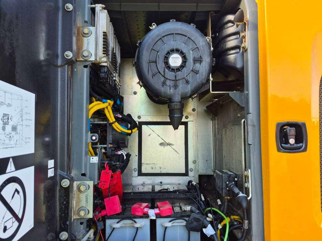 Liebherr 922LC Photo 18