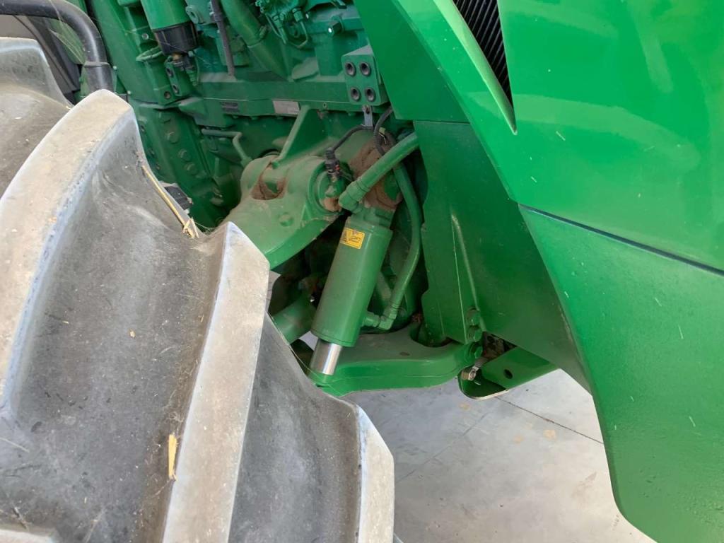 John Deere Trattore per lavori di campo 8320 R Photo 2