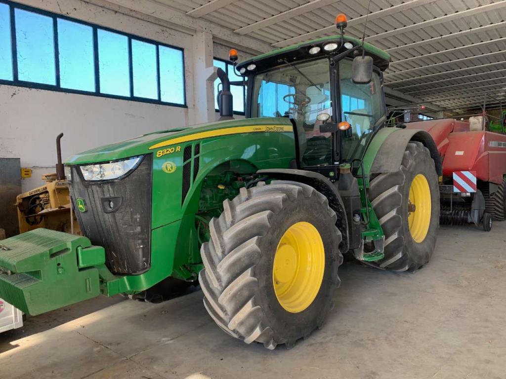 John Deere Trattore per lavori di campo 8320 R Photo 5