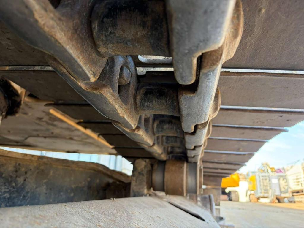 Caterpillar 320FL Photo 14
