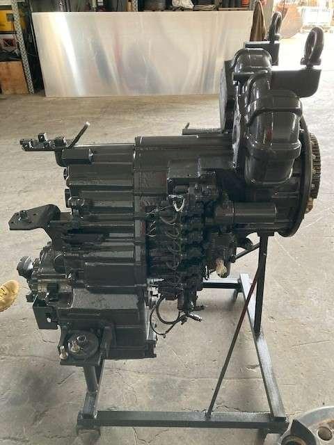 Komatsu WA470-6 Photo 2