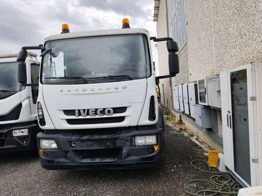 Iveco EUROCARGO 180E25K Photo 22