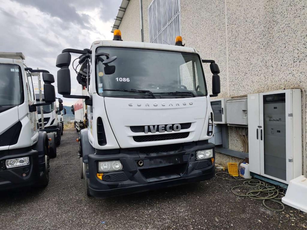 Iveco EUROCARGO 180E25K Photo 25