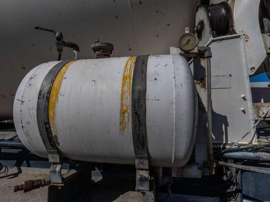 Renders BETON MIXER 12M3 + MOTOR (MALAXEUR/MISCHER) Photo 14