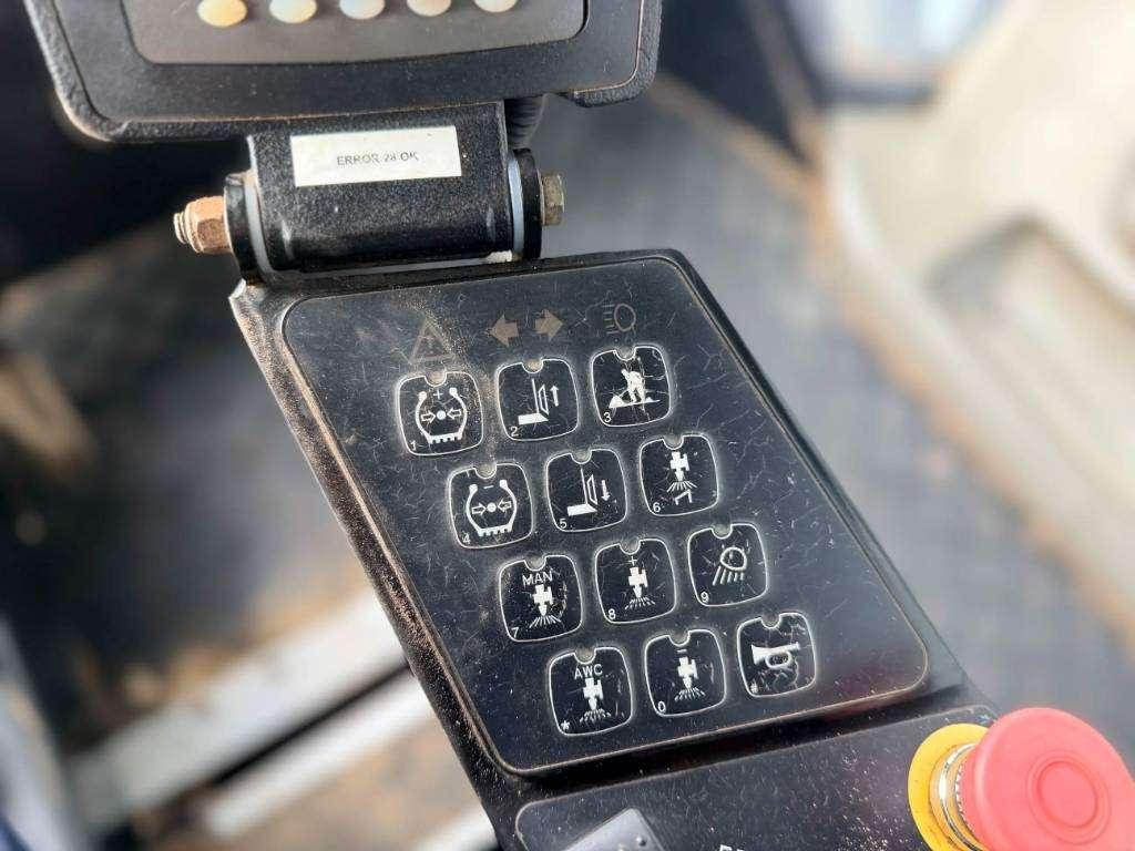 Dynapac CP224W Photo 12