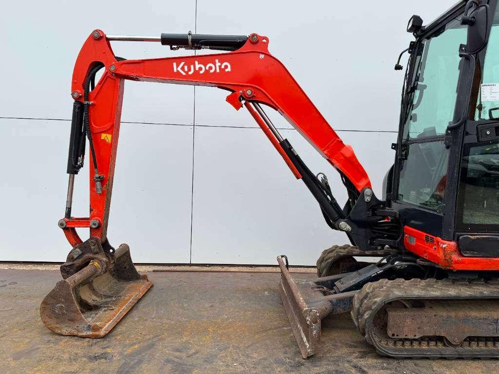 Kubota KX027-4 - Hammer Lines / Quick Coupler Photo 13
