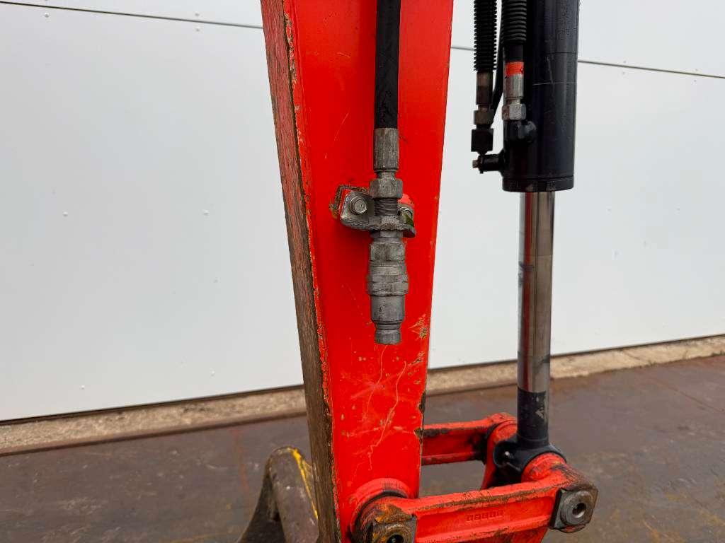 Kubota KX027-4 - Hammer Lines / Quick Coupler Photo 15