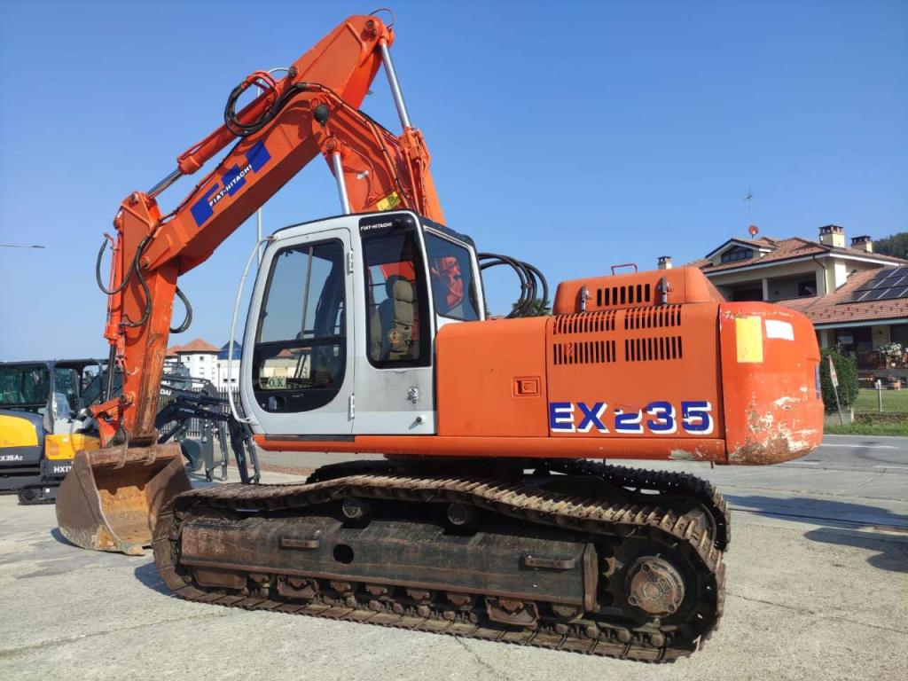 Fiat Hitachi EX235T Photo 4