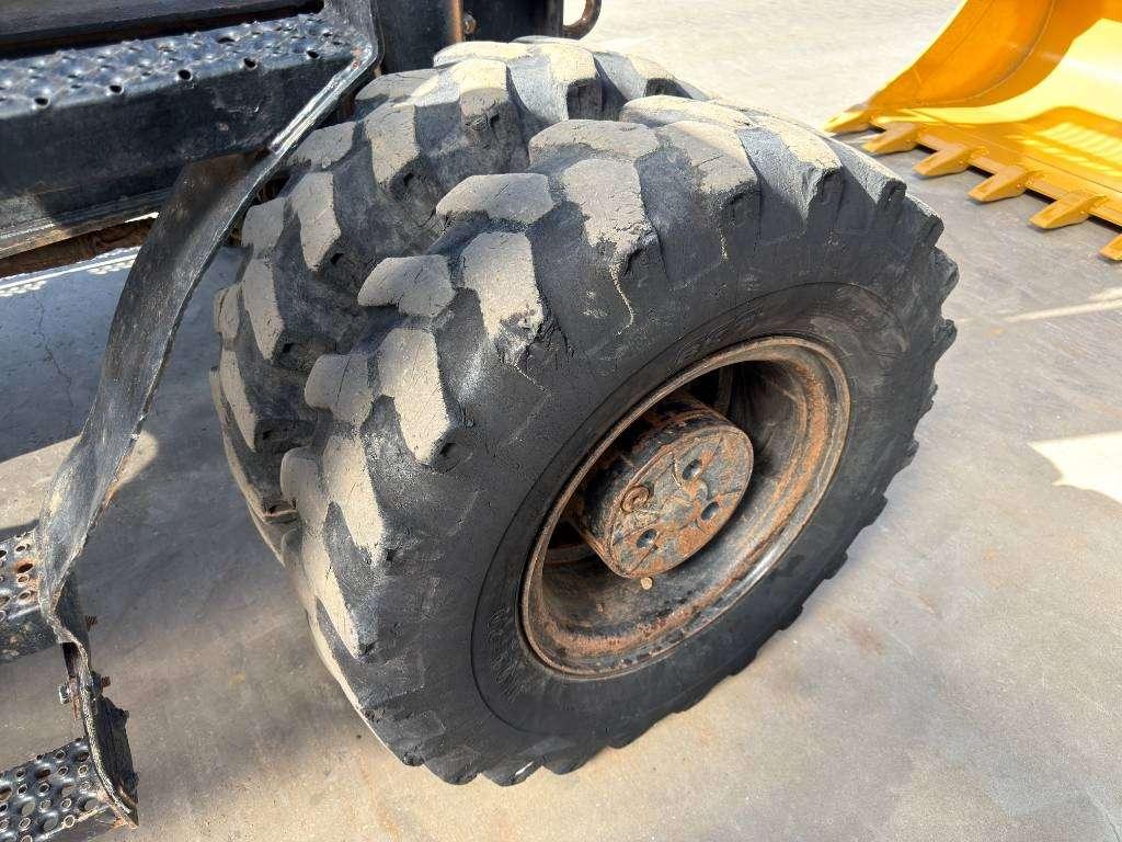 Caterpillar M322D Photo 22