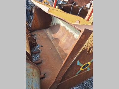 pin-on 2900 mm Godet de chargement en vente par Balavto