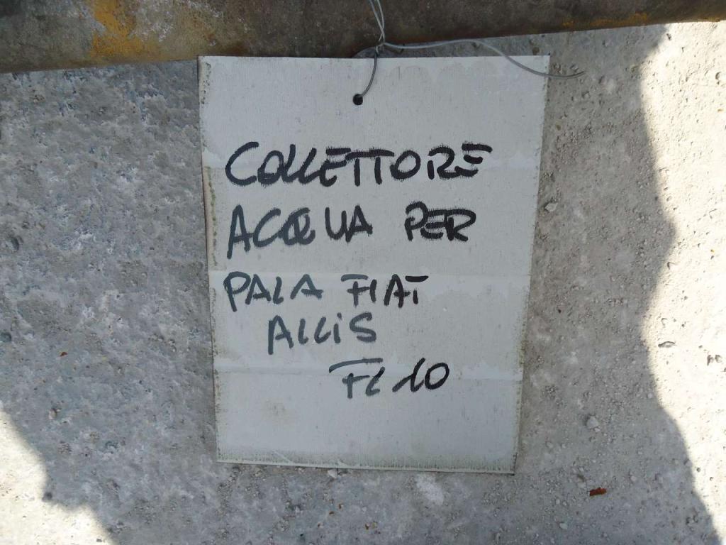 Collecteur d'eau pour Fiat Allis FL10 Photo 4