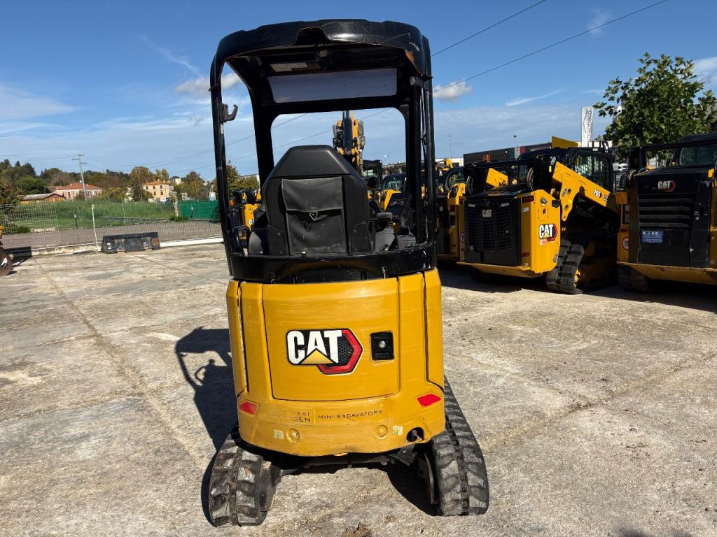 Caterpillar 301,5 Photo 3